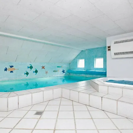 12 Person Holiday In Bl Vand Blåvand