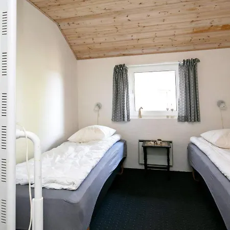 12 Person Holiday In Bl Vand Nyaraló