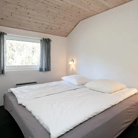 12 Person Holiday In Bl Vand *